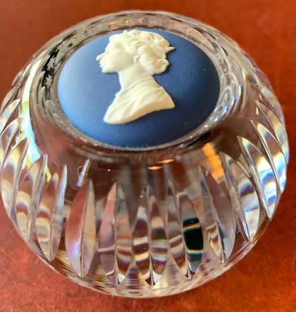 Queen Elizabeth II on Lavender Jasperware Paperweight