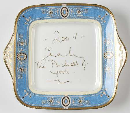 Madeleine Square Handled Cake Plate