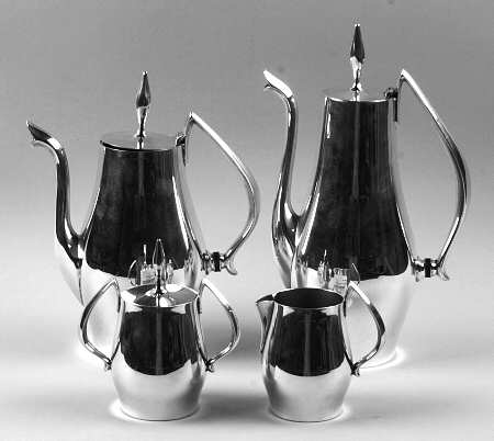 Cosmopolitan (Silverplate Hollowware) (4 Piece) Silverplate Tea Set
