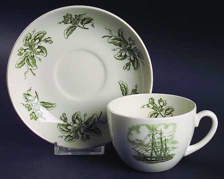WW121 Flat Cup & Saucer Set
