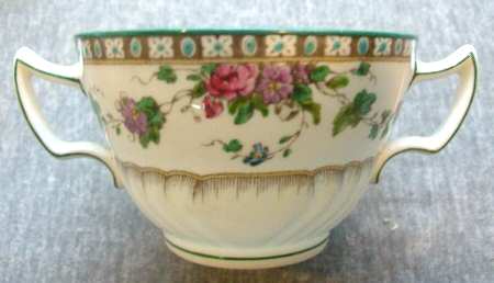 W1098 Footed Cream Soup Bowl