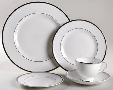 Sterling 40 Piece Estate Set