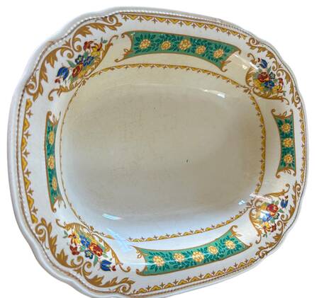 Hamilton 9" Oval Vegetable Bowl
