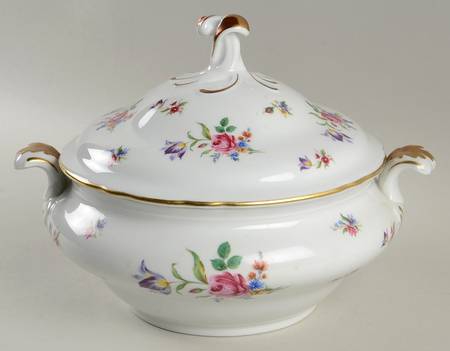 Dresden Round Covered Vegetable