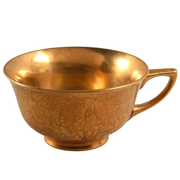 Doves, Roses and Daisies Footed Cup