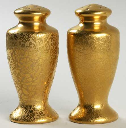 Doves, Roses and Daisies Salt & Pepper Set