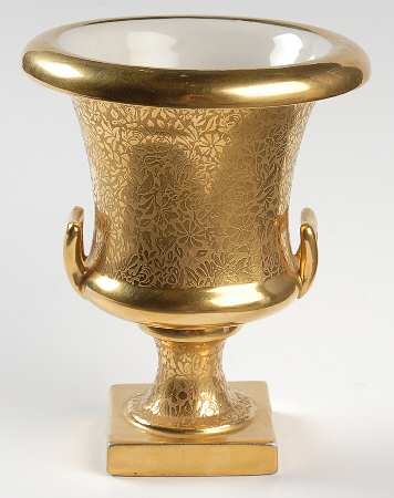 Doves, Roses and Daisies 6" Urn Shaped Vase