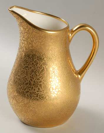 Doves, Roses and Daisies 16 Oz Pitcher