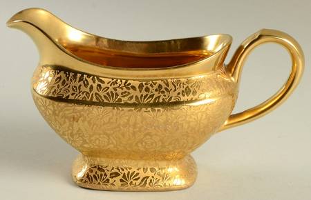 Doves, Roses and Daisies Creamer