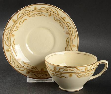 Arley Flat Cup & Saucer Set