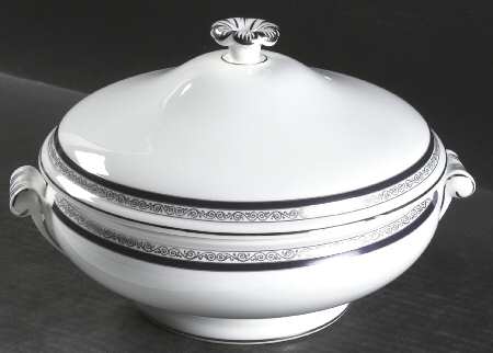 Seville Round Covered Vegetable