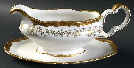 14051 Gravy Boat with Attached Underplate