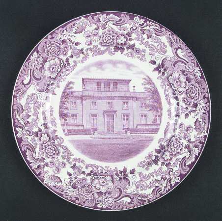Massachusetts Institute of Technology Mulberry Dinner Plate