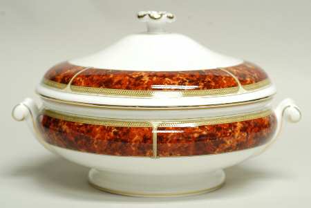 Tortoiseshell Round Covered Vegetable