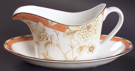 Frances Gravy Boat & Underplate
