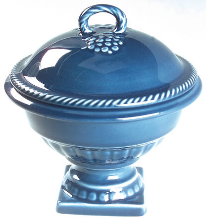 English Terrace Water Small Candy Box