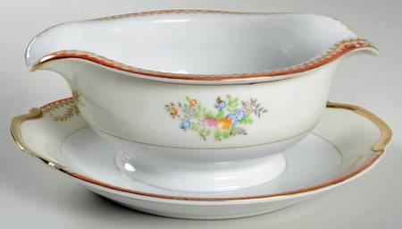 WEX5 Gravy Boat with Attached Underplate