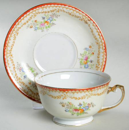 WEX5 Footed Cup & Saucer Set
