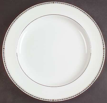 Guinevere 13" Chop Plate (Round Platter)