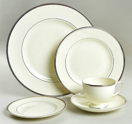 Majesty Platinum 5 Piece Place Setting