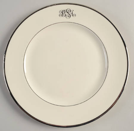 Majesty Platinum Dinner Plate