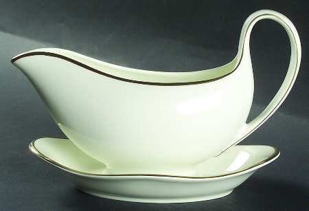 Majesty Gold Gravy Boat & Underplate