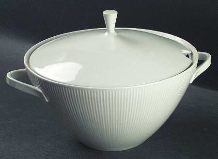 WIG330 Tureen &  Lid