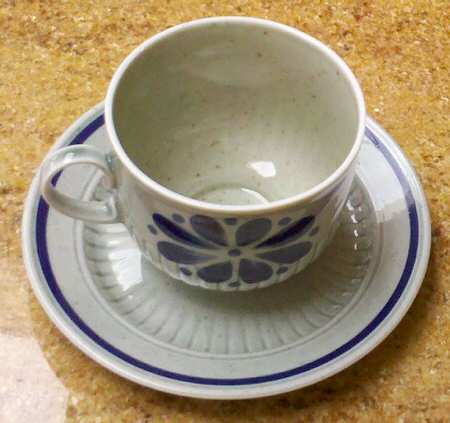 WIG342 Flat Cup & Saucer Set