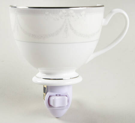 Malahide 1 5/8" + cup (H) Night Light/Cup HC