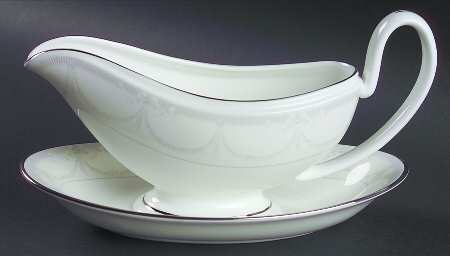 Malahide Gravy Boat & Underplate
