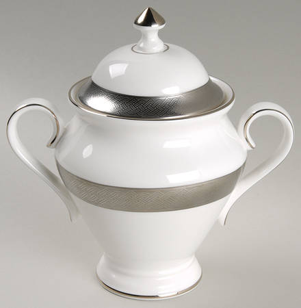 Kells Platinum Sugar Bowl & Lid