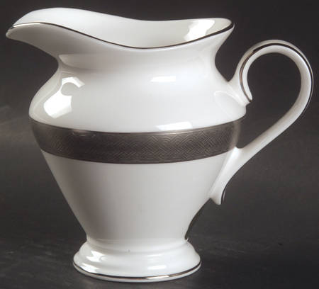 Kells Platinum Creamer