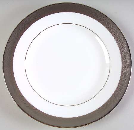 Kells Platinum Salad/Dessert Plate