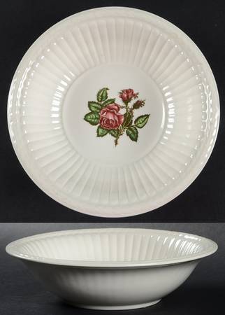 Moss Rose (Newer, Black Backstamp) Coupe Cereal Bowl
