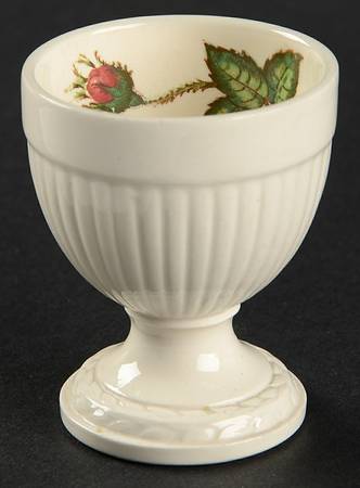 Moss Rose (Newer, Black Backstamp) Single Egg Cup