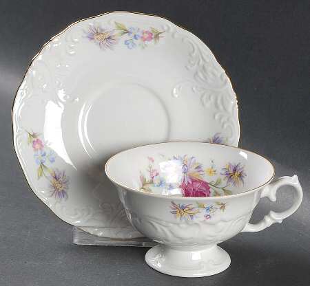 WLB28 Footed Cup & Saucer Set