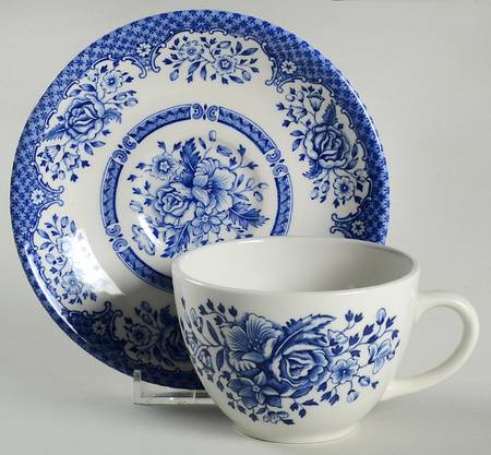 Kew Blue Flat Cup & Saucer Set