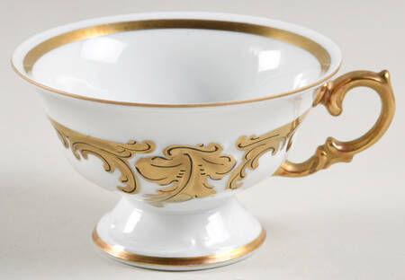 WAV19 Footed Cup