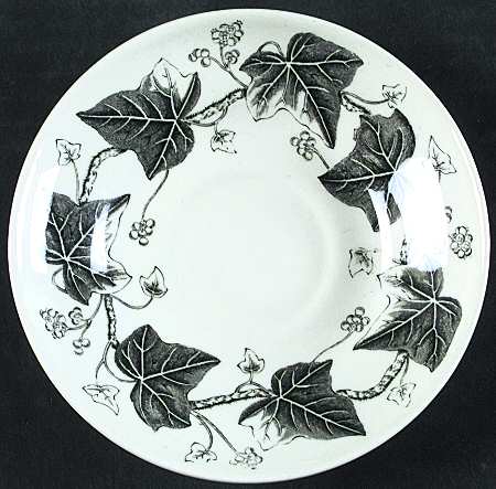 Napoleon Ivy Black Saucer
