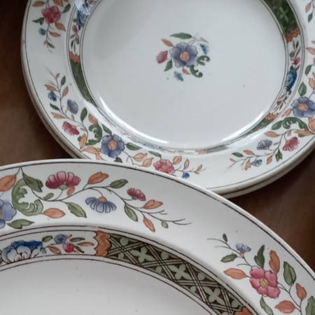 Ku Tani by Wedgwood