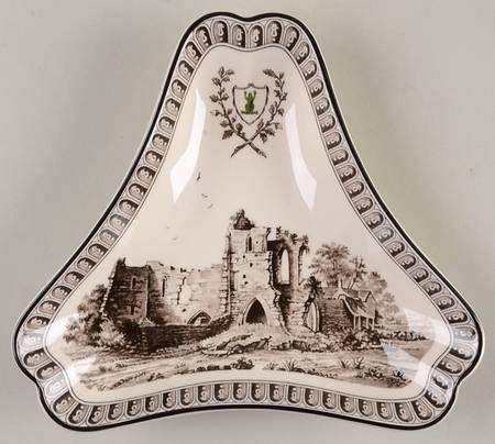 Frog Service Triangular Salad Plate