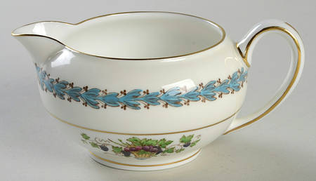 Appledore 146 Shape Creamer
