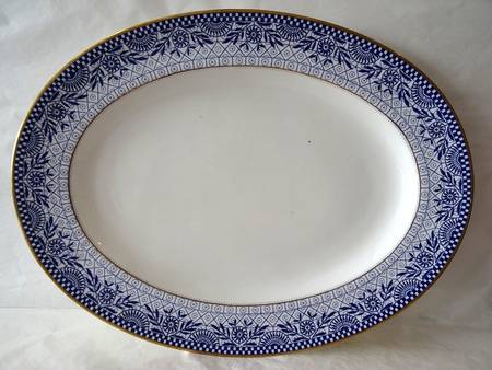 X340 19" Oval Serving Platter
