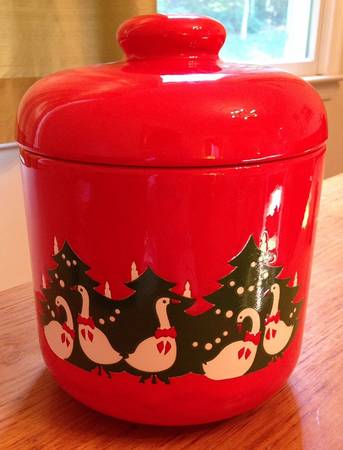 Christmas Geese Cookie Jar & Lid