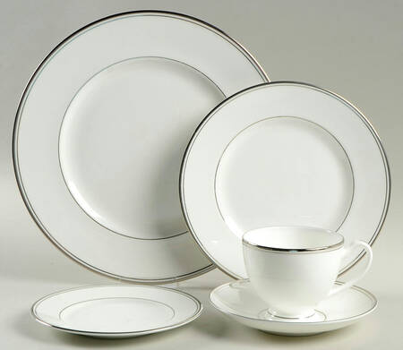 Kilbarry Platinum 40  Piece Estate Set