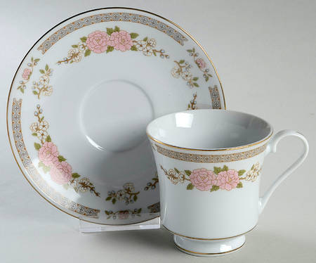 WHJ4 Footed Cup & Saucer Set