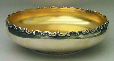 Louis XV (Sterling, 1891, Hollowware) Medium Sterling Round Vegetable Bowl