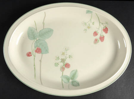 Raspberry Cane (Trim On Edge) 13" Oval Serving Platter