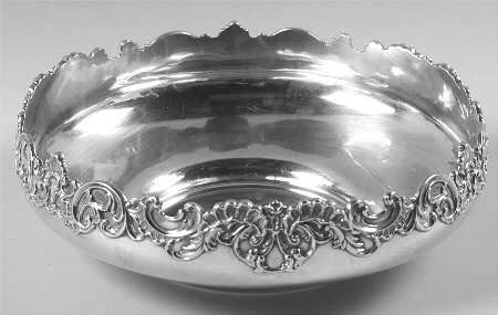 Pompadour (Sterling, 1895-1898, Hollowware) Small Sterling Round Vegetable Bowl