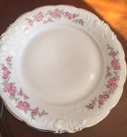WAV21 Dinner Plate